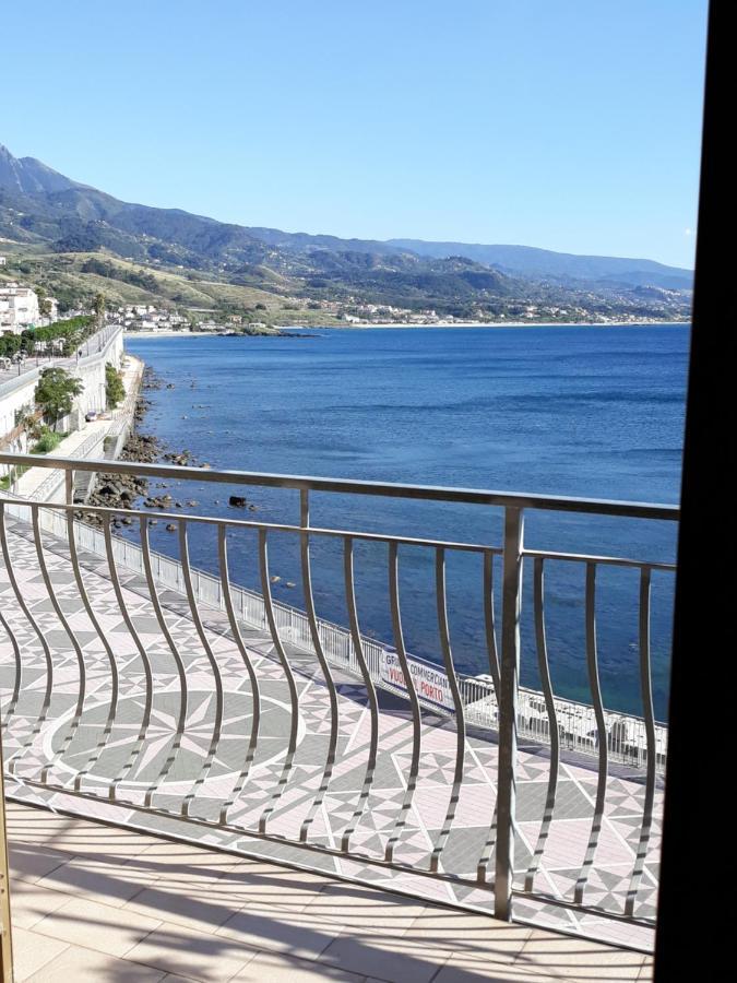 Il Molo Camere Per Vacanze Diamante Bagian luar foto