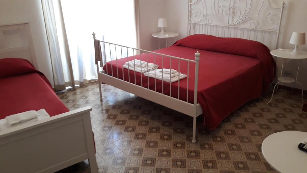Il Molo Camere Per Vacanze Diamante Bagian luar foto
