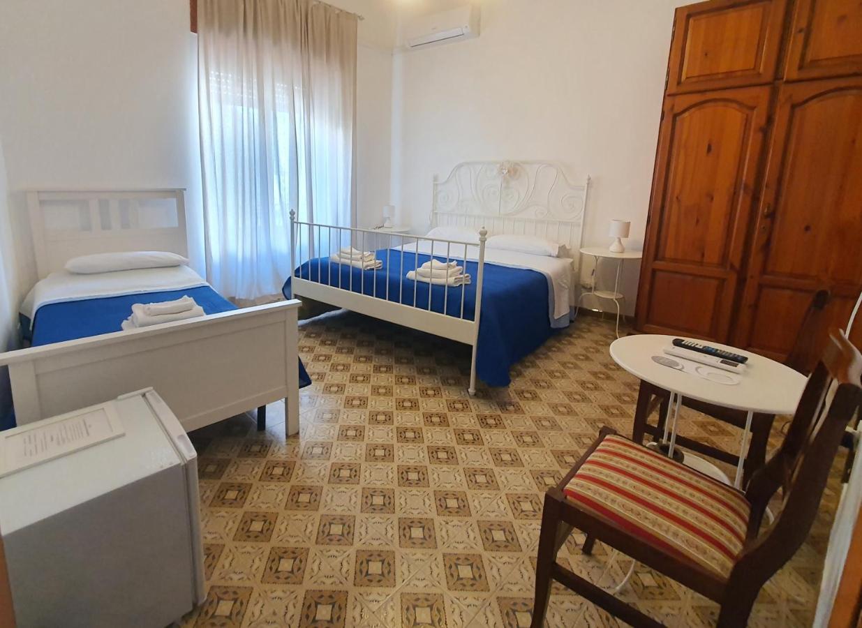 Il Molo Camere Per Vacanze Diamante Bagian luar foto